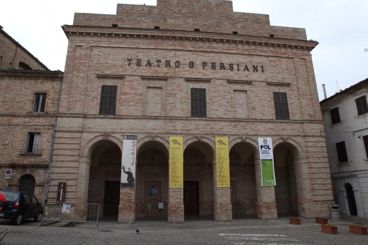 Recanati Family Екстер'єр фото