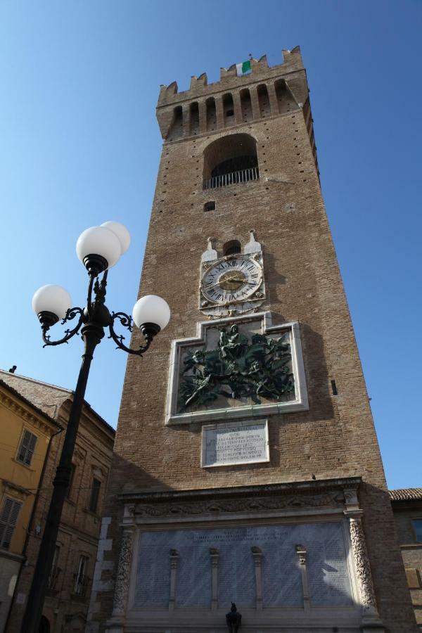 Recanati Family Екстер'єр фото